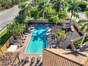 1374 Serrano Circle Naples, FL 34105 - Photo 21 of 37 a view of a backyard