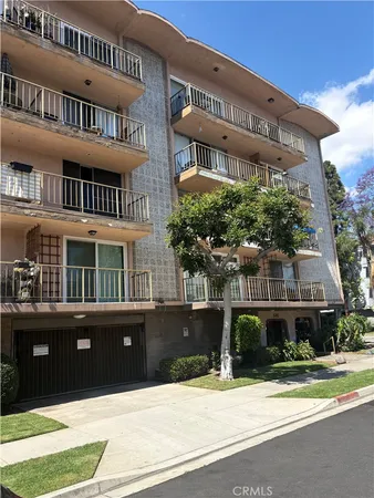 $345,000 | 545 Chestnut Avenue, Unit 203, Long Beach, CA 90802