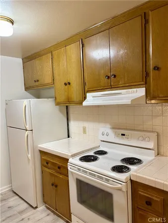 $345,000 | 545 Chestnut Avenue, Unit 203, Long Beach, CA 90802