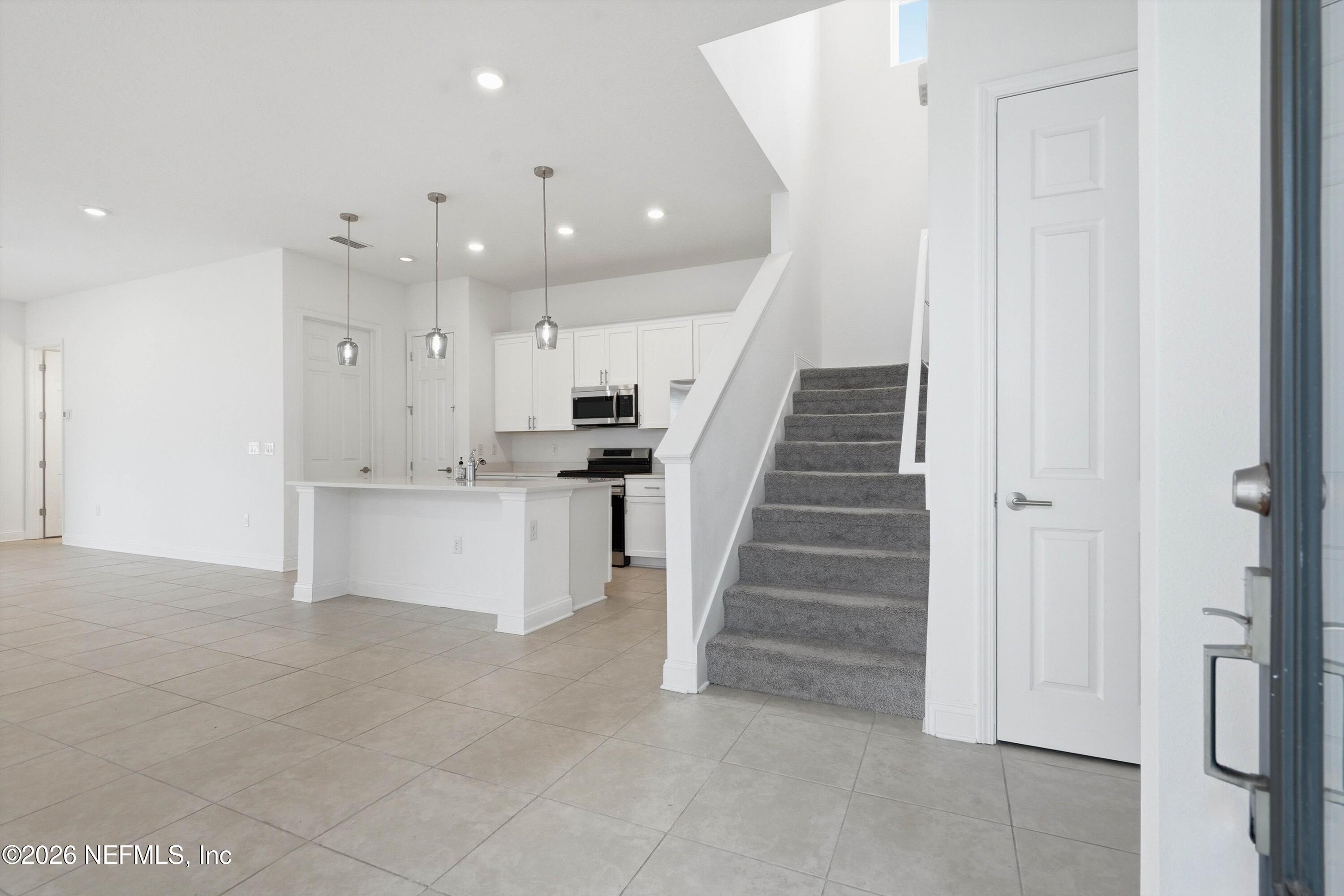 357 Rum Runner Way St. Johns, FL 32259 - Photo 7 of 52 03-Foyer