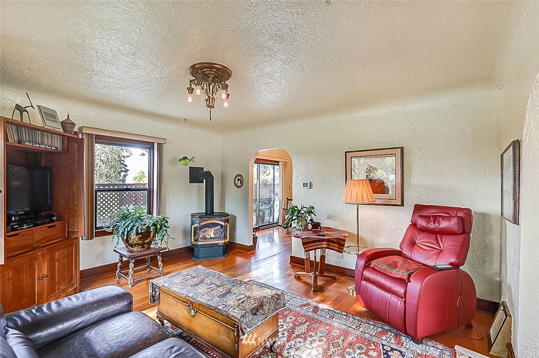1408 North 26th Street Renton, WA 98056 - Photo 7 of 30 Gallery Image 7