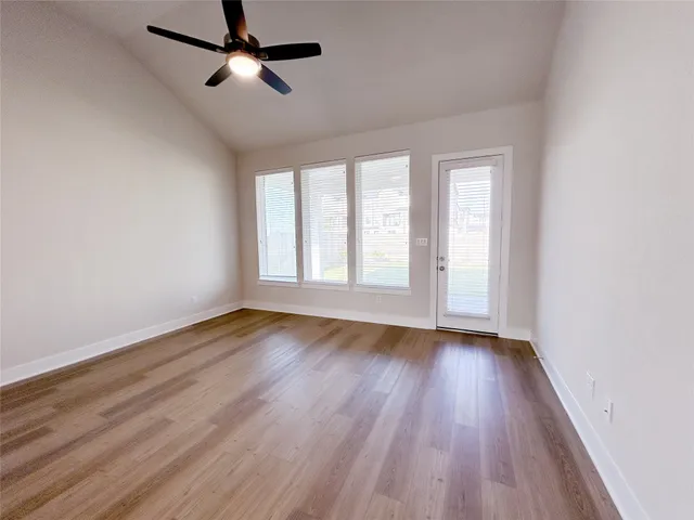 $3,200 | 6007 Churchill Spgs Lane, Fulshear, TX 77441