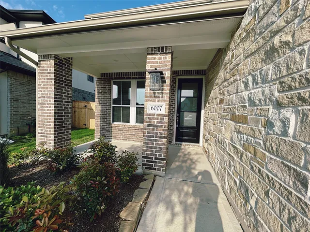 $3,200 | 6007 Churchill Spgs Lane, Fulshear, TX 77441