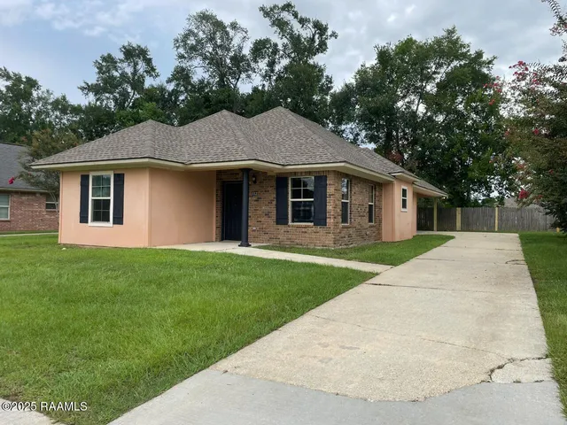 $143,000 | 112 Roland Lane, Opelousas, LA 70570