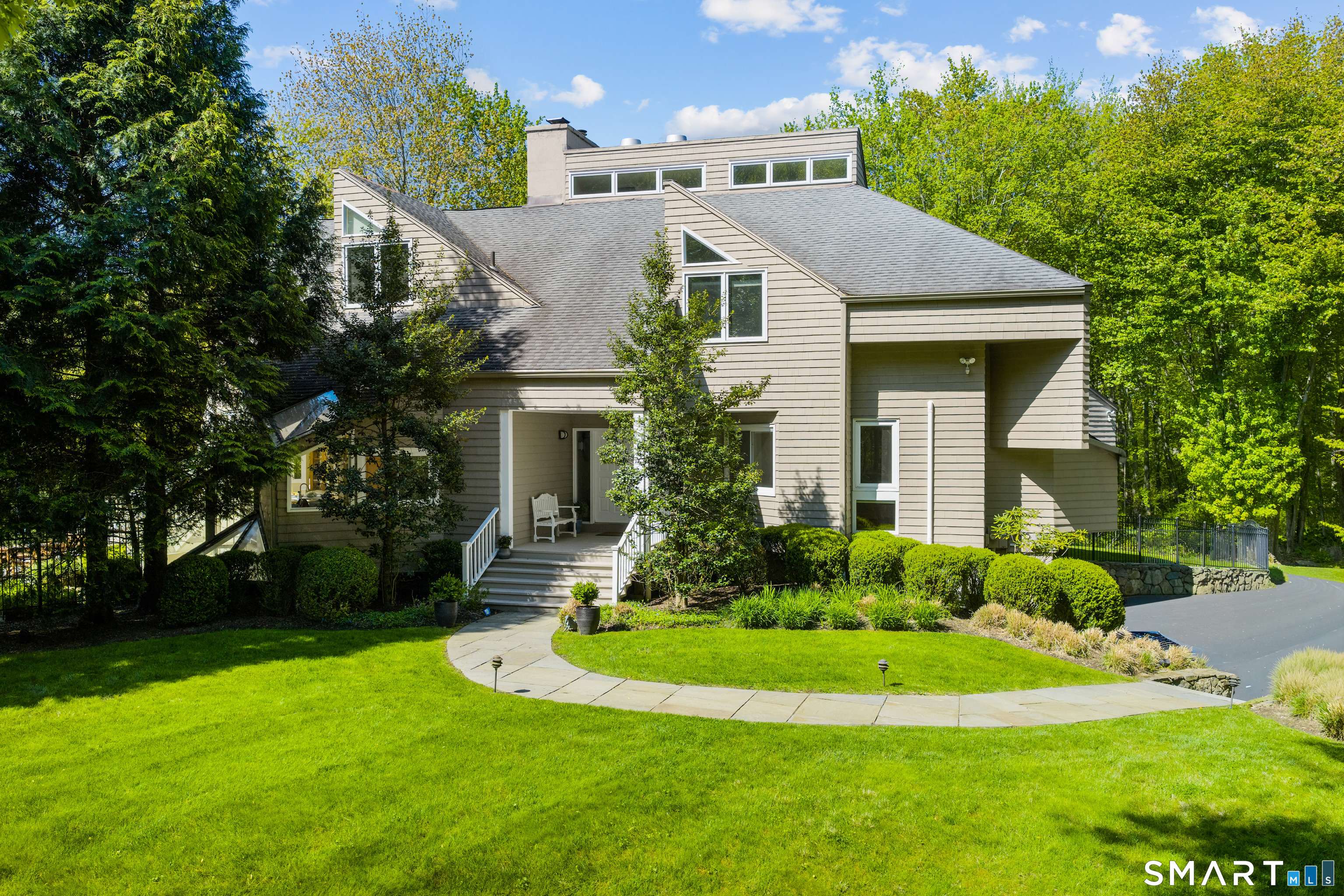 2 Sleepy Hollow Road New Canaan, CT 06840 - Photo 1 of 38