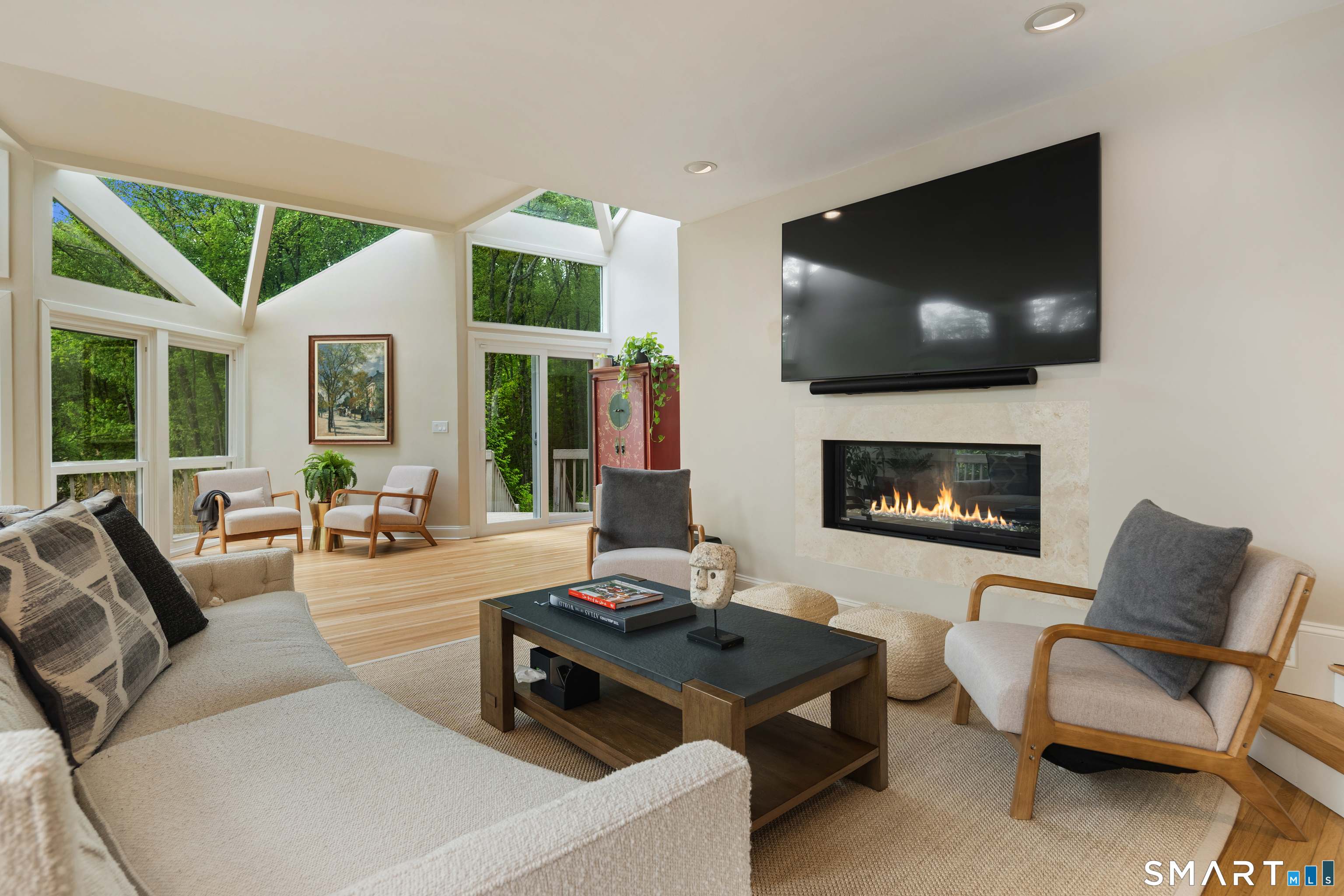 2 Sleepy Hollow Road New Canaan, CT 06840 - Photo 5 of 38