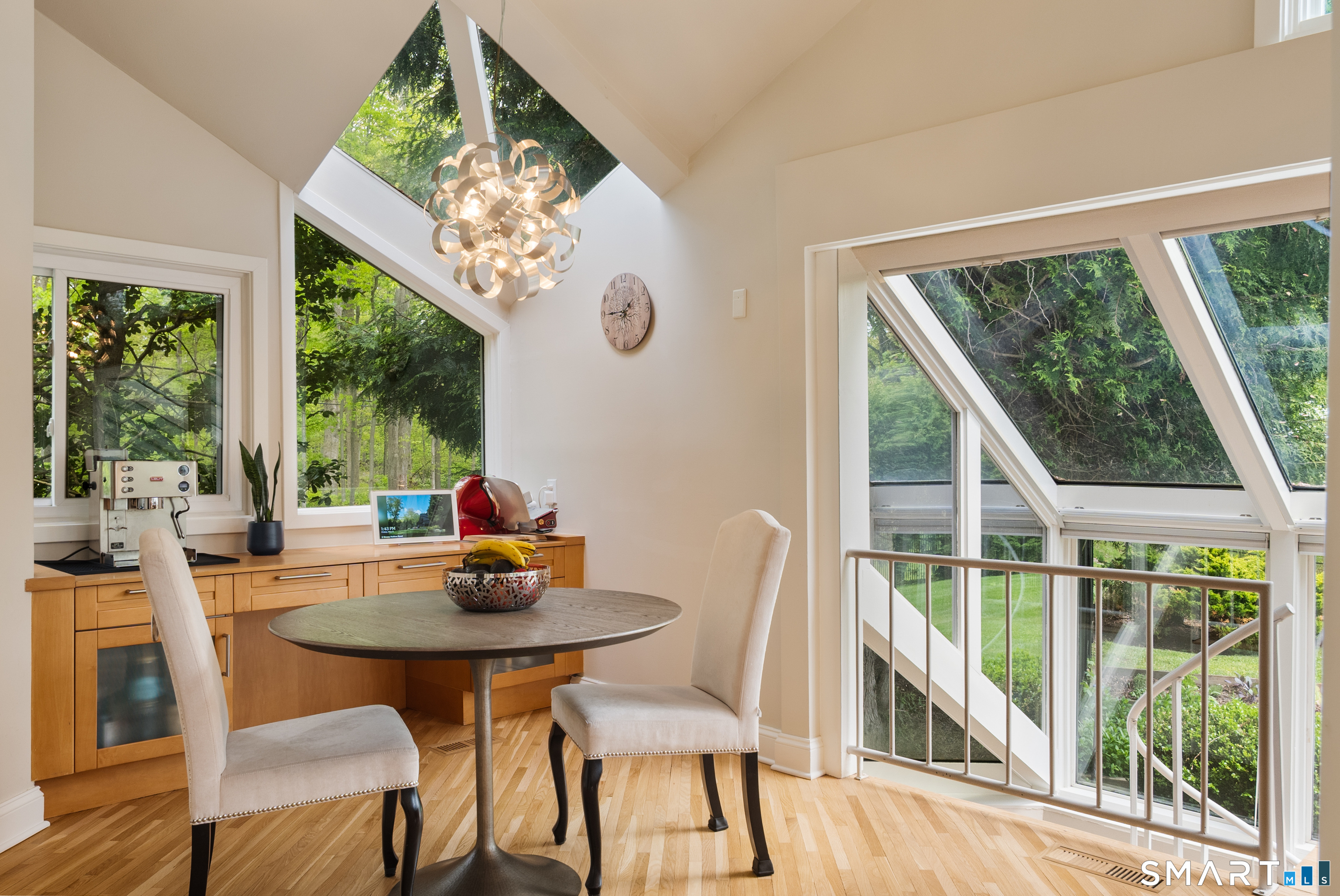 2 Sleepy Hollow Road New Canaan, CT 06840 - Photo 8 of 38