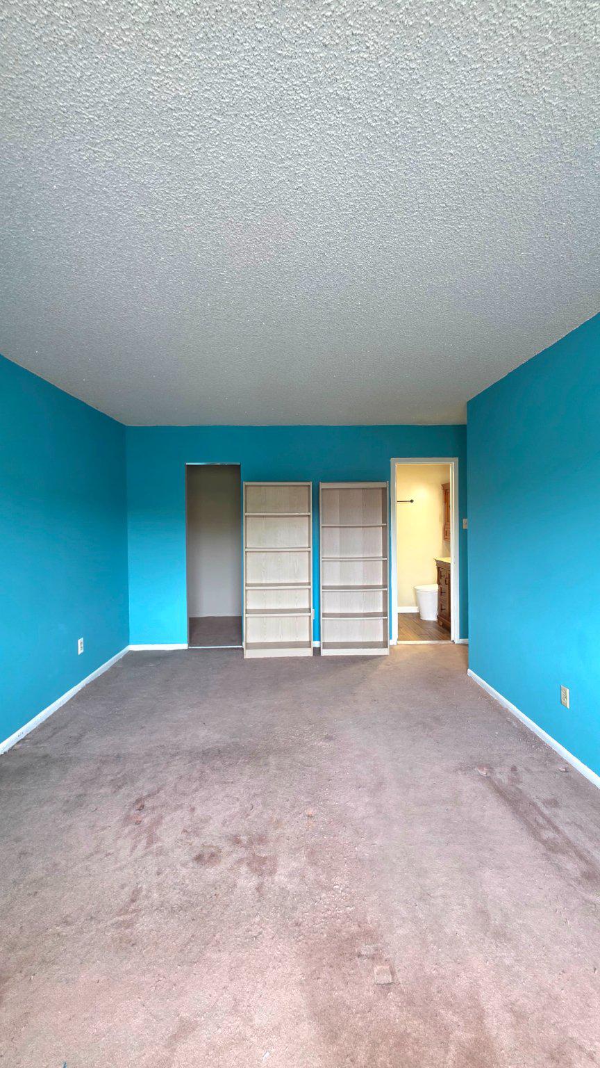 62204 Delaire Landing Road, Unit 204 Philadelphia, PA 19114 - Photo 15 of 35 Vibrant blue walls invite creativity.