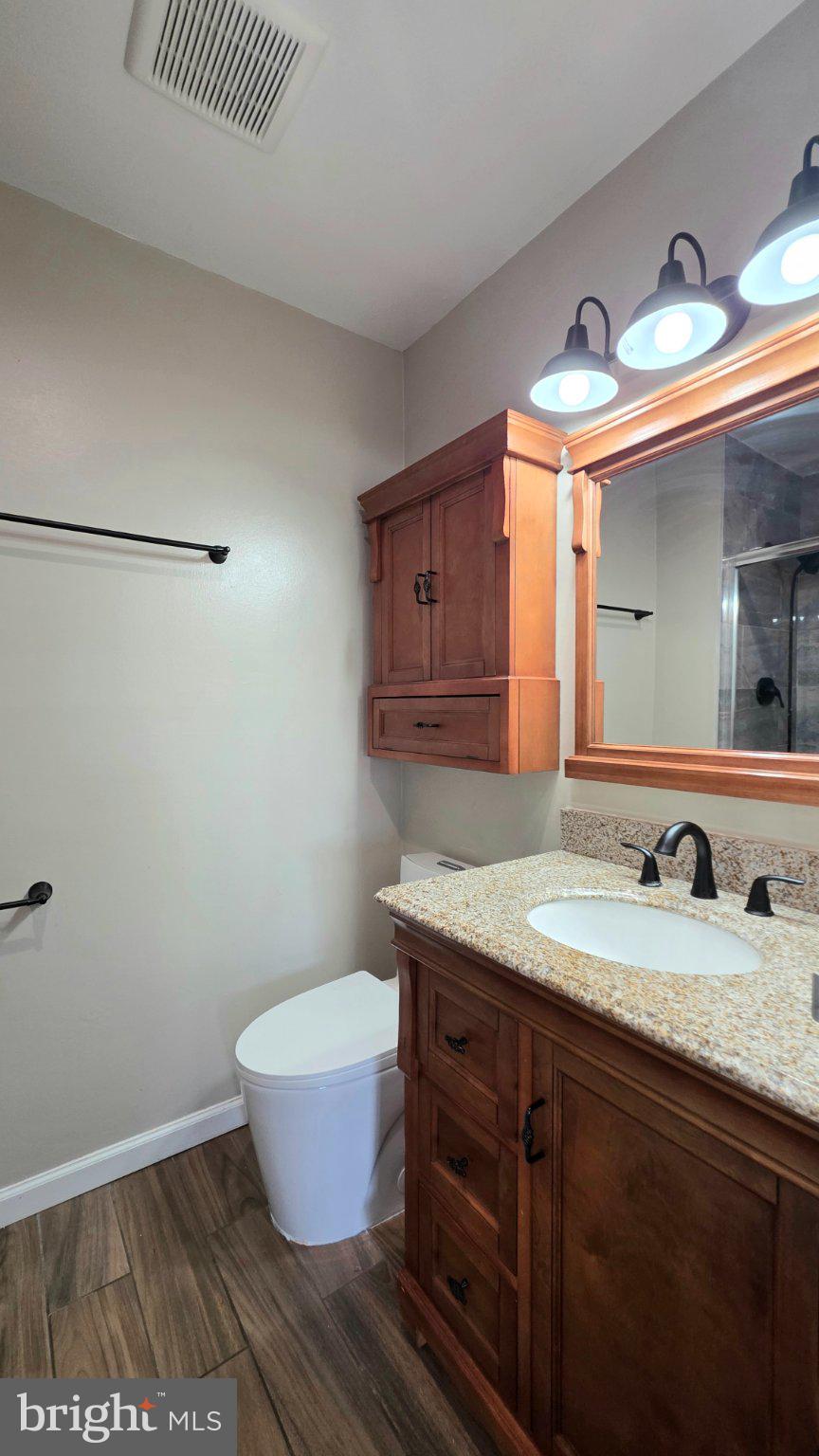 62204 Delaire Landing Road, Unit 204 Philadelphia, PA 19114 - Photo 17 of 35 Charming bathroom with modern finishes.
