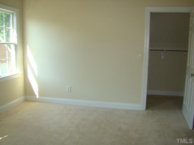 3619 Laurel Hills Road Raleigh, NC 27612 - Photo 9 of 12
