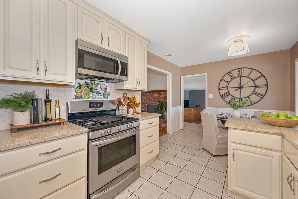 4956 Bell Road Auburn, CA 95602 - Photo 15 of 85
