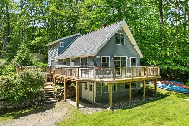 $587,500 | 35 Black Brook Road, Meredith, NH 03253