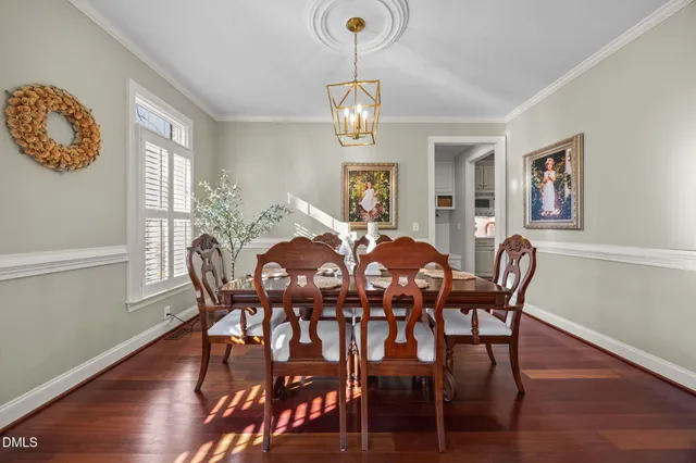 a view of a backyard with sitting area
