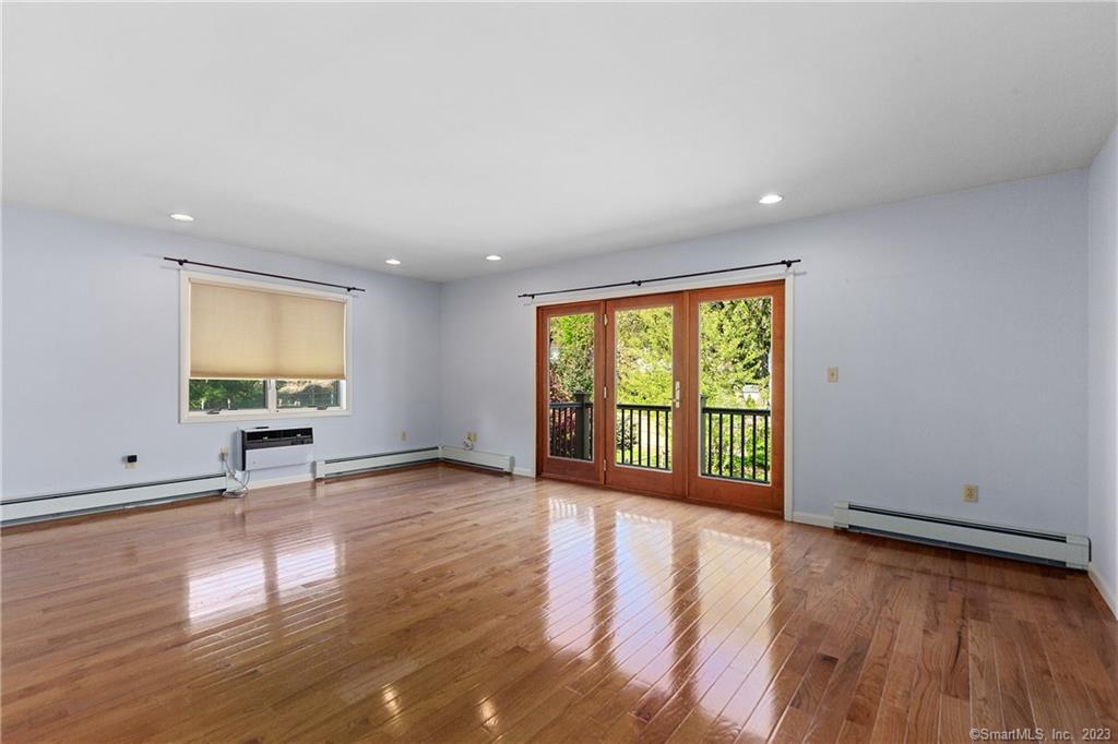 2 Walker Court Greenwich, CT 06831 - Photo 22 of 39