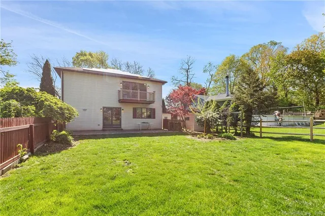 $7,950 | 2 Walker Court, Greenwich, CT 06831