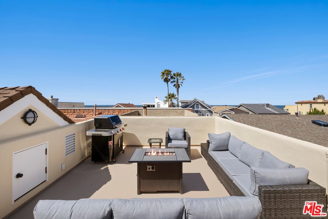 109 Los Robles Street Oxnard, CA 93035 - Photo 9 of 19