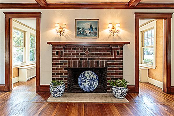 65 Bay State Road Belmont, MA 02478 - Photo 4 of 16 Gallery Image 4
