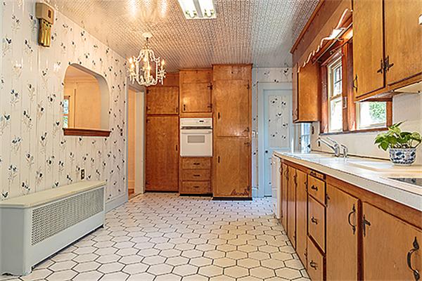65 Bay State Road Belmont, MA 02478 - Photo 8 of 16 Gallery Image 8