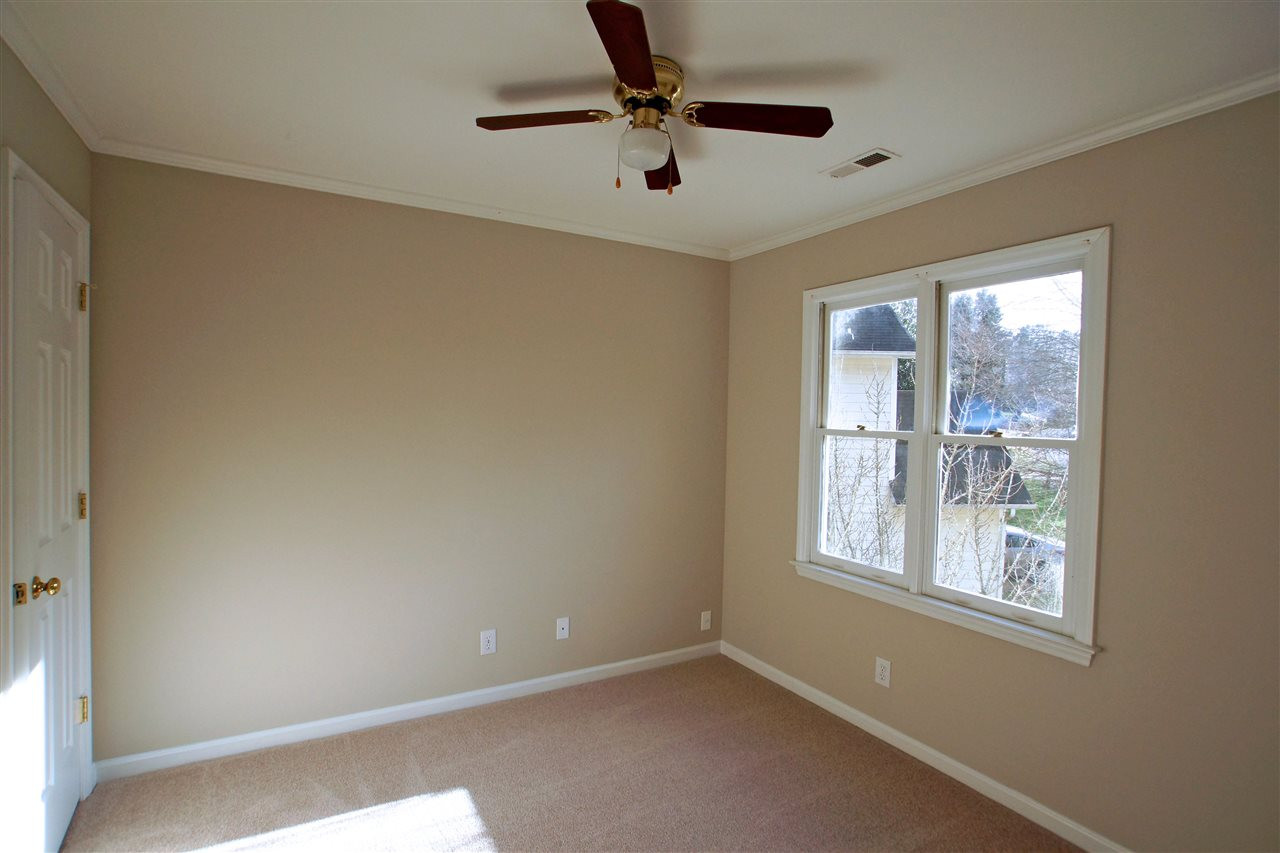 1605 Lethbridge Court Raleigh, NC 27606 - Photo 18 of 25 3rd Bedroom