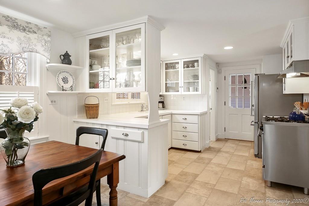 529 Bay Road Hamilton, MA 01982 - Photo 12 of 30