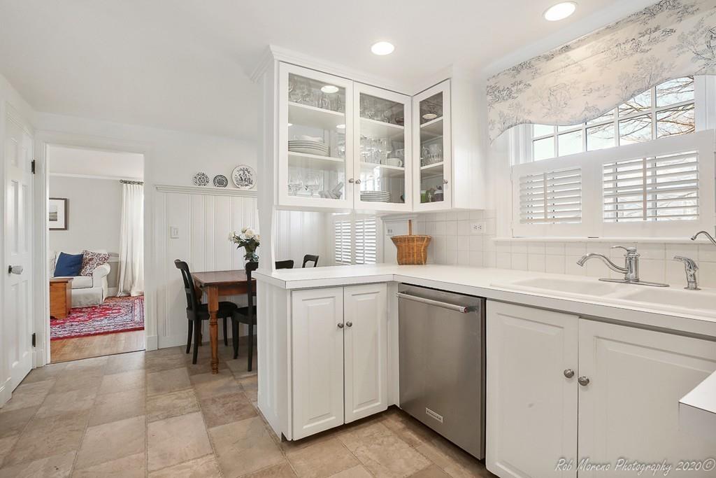 529 Bay Road Hamilton, MA 01982 - Photo 6 of 30