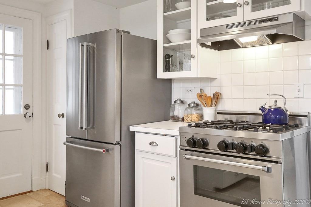 529 Bay Road Hamilton, MA 01982 - Photo 8 of 30