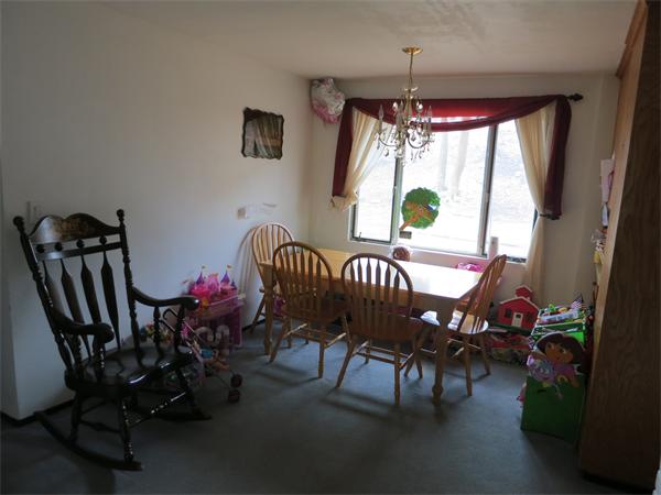 32 Reed Road Peabody, MA 01960 - Photo 2 of 10 Gallery Image 2