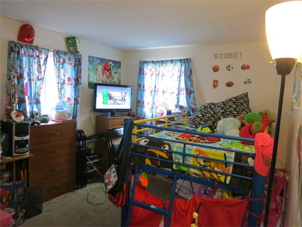 32 Reed Road Peabody, MA 01960 - Photo 6 of 10 Gallery Image 6