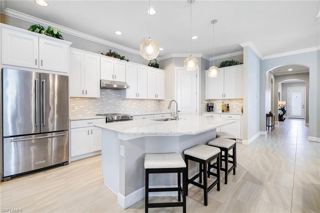 1409 Redona Way Naples, FL 34113 - Photo 12 of 50 Kitchen