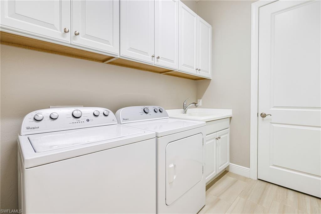 1409 Redona Way Naples, FL 34113 - Photo 28 of 50 Laundry Room