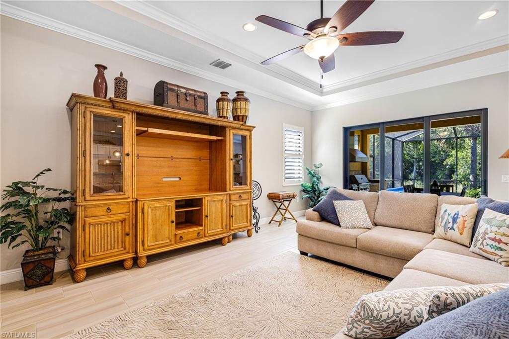 1409 Redona Way Naples, FL 34113 - Photo 5 of 50 Great Room