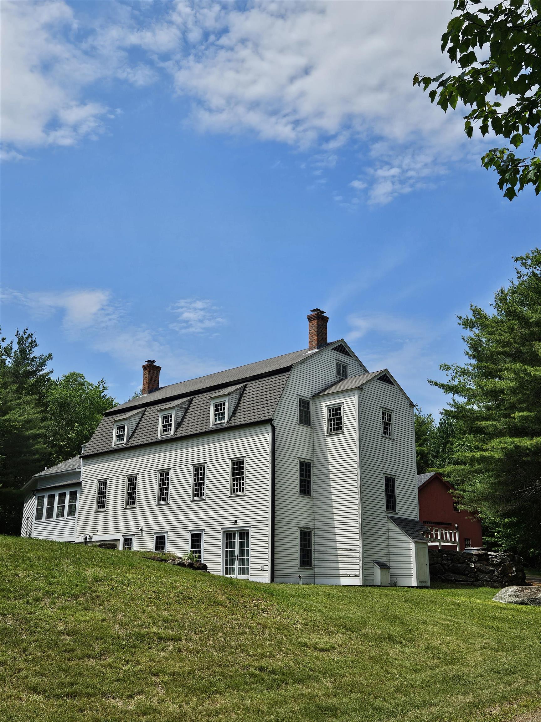 1502 King Hill Road New London, NH 03257 - Photo 3 of 16