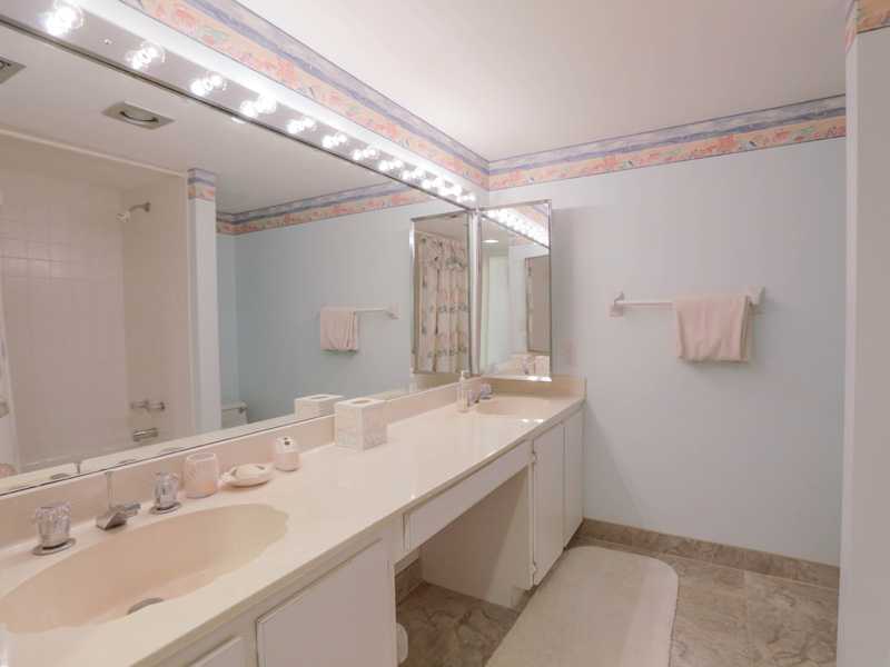 1870 Bay Road, Unit 113G Vero Beach, FL 32963 - Photo 13 of 18 Gallery Image 13