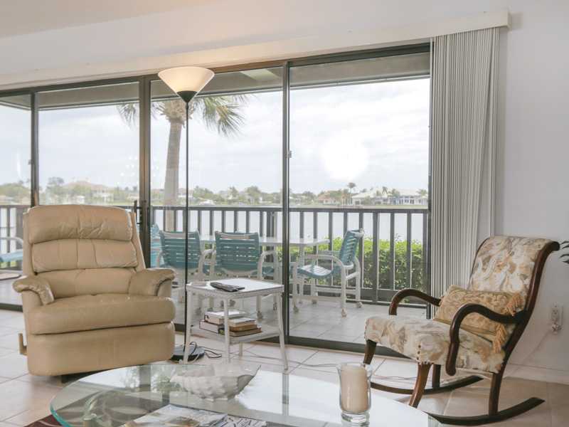 1870 Bay Road, Unit 113G Vero Beach, FL 32963 - Photo 5 of 18 Gallery Image 5