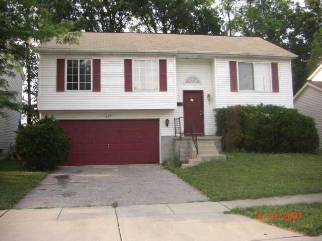 1692 Ward Road Columbus, OH 43224 - Photo 1 of 10