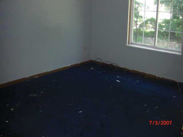 1692 Ward Road Columbus, OH 43224 - Photo 9 of 10