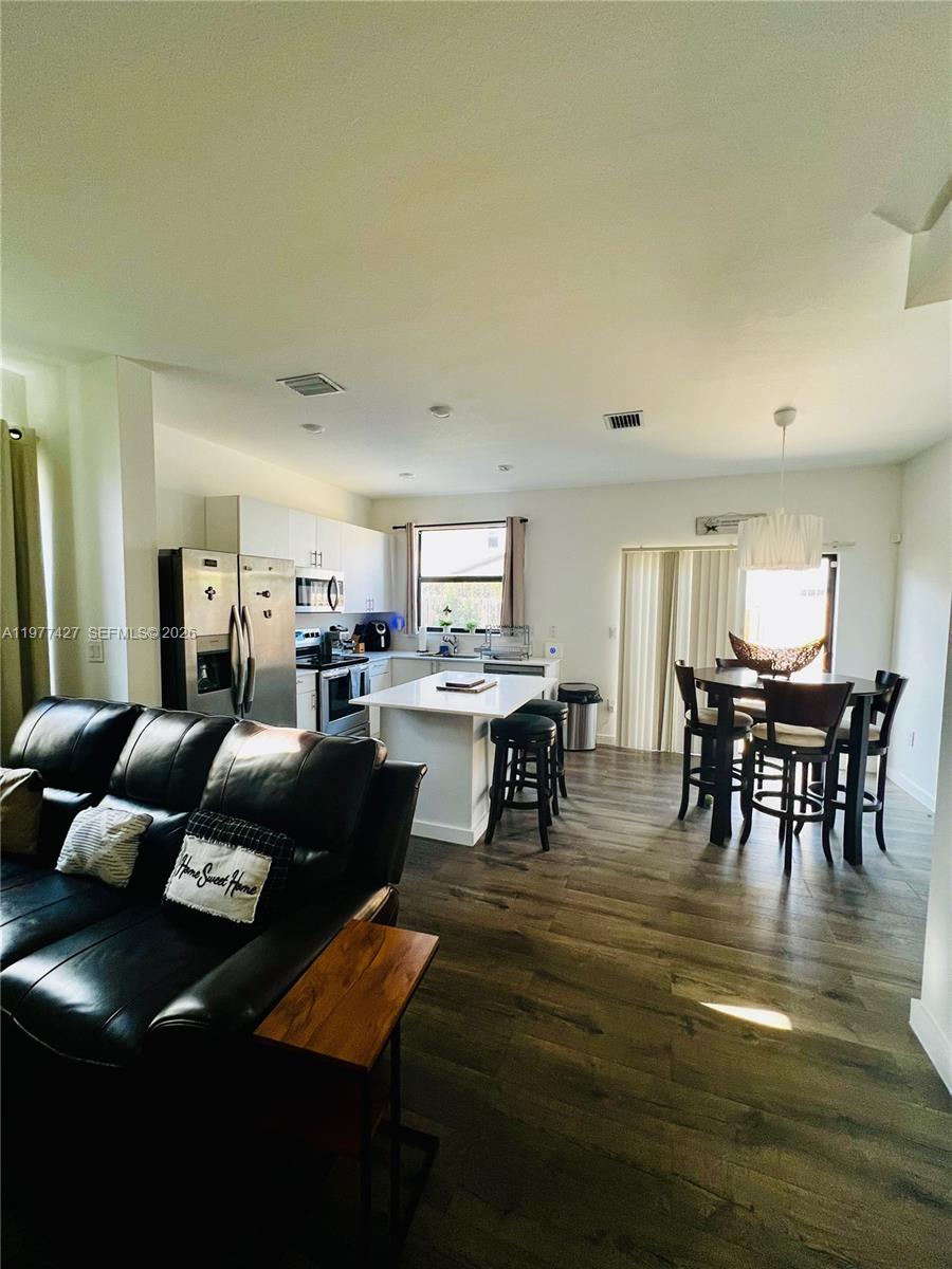 11715 Southwest 245 Terrace Homestead, FL 33032 - Photo 12 of 41