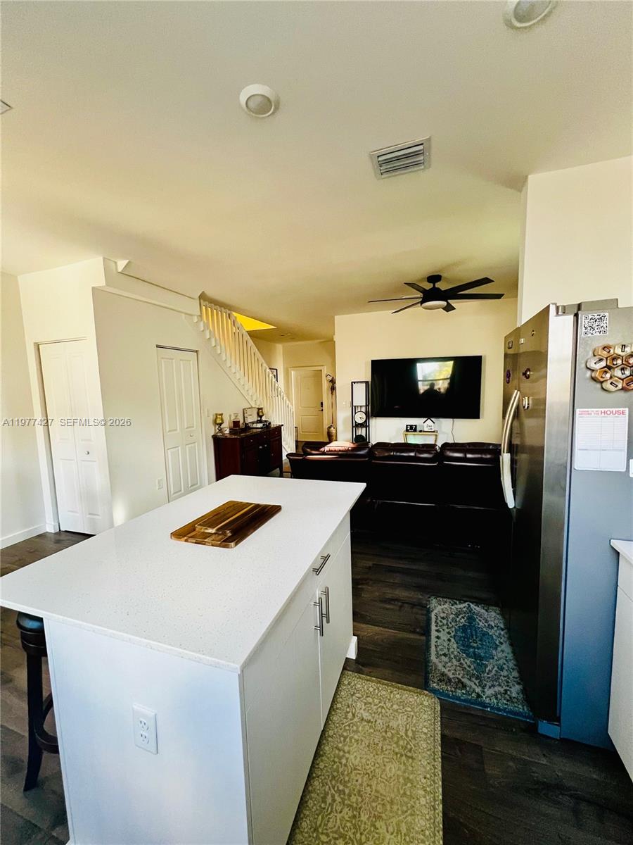 11715 Southwest 245 Terrace Homestead, FL 33032 - Photo 7 of 41