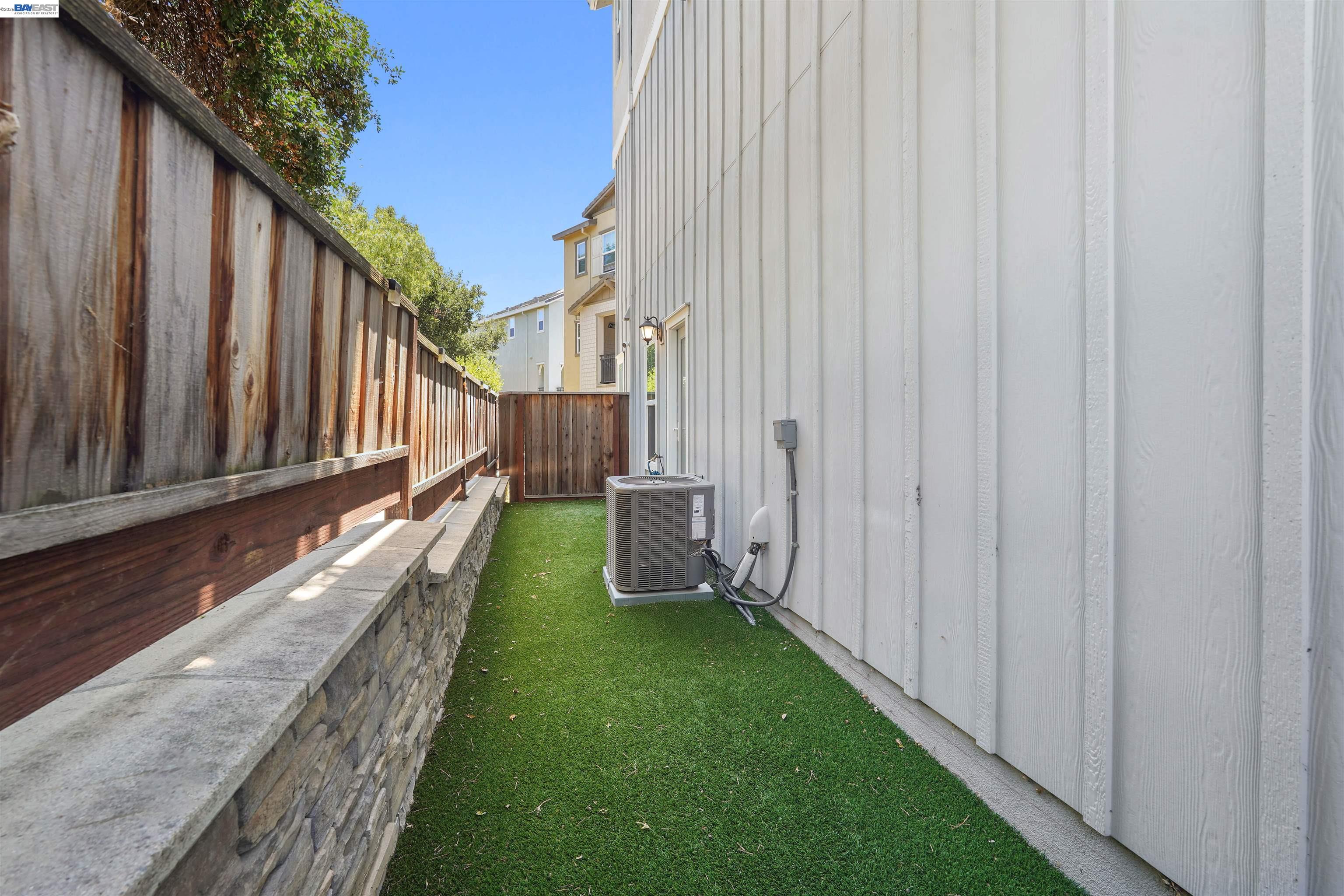 24107 Amaranth Loop Hayward, CA 94541 - Photo 29 of 40