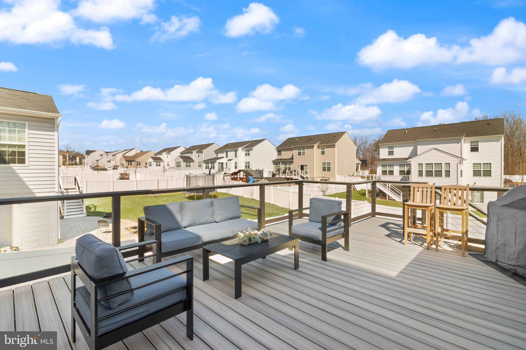 15911 Aerial View Road Woodbridge, VA 22193 - Photo 18 of 48 a view of outdoor space with seating