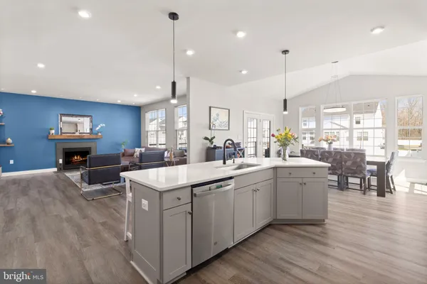 $840,000 | 15911 Aerial View Road, Woodbridge, VA 22193