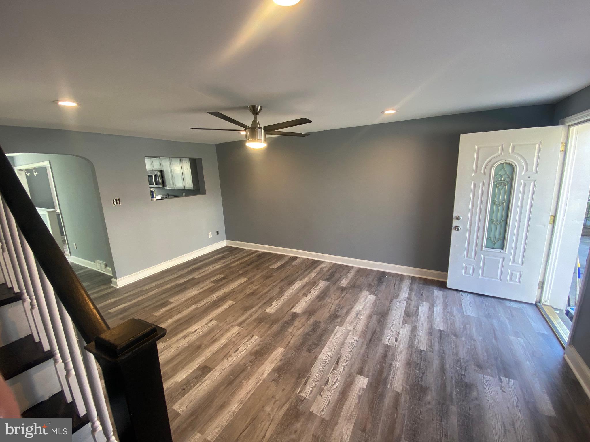 26 Ashbourne Road Darby, PA 19023 - Photo 4 of 10 Front entrance