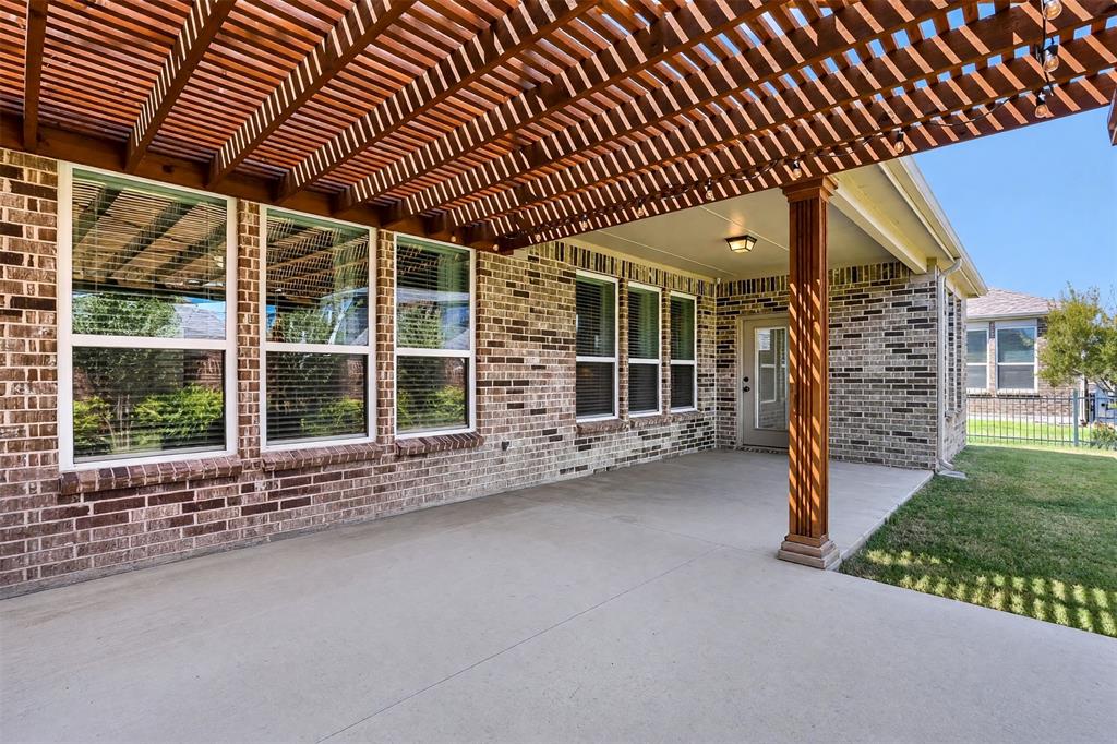 8730 Silent River Road Frisco, TX 75036 - Photo 23 of 39 Gallery Image 23