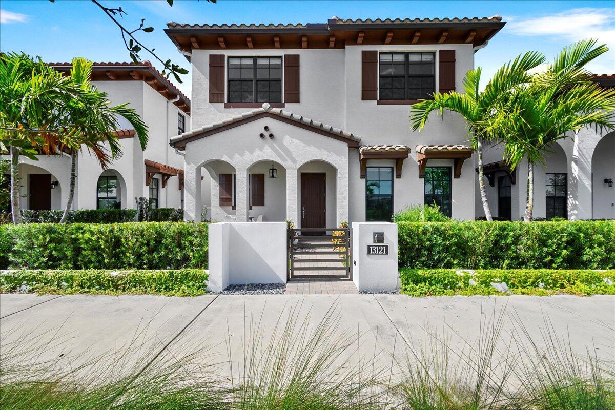 13121 Alton Road Palm Beach Gardens, FL 33418 - Photo 4 of 45 Gated Front Entry