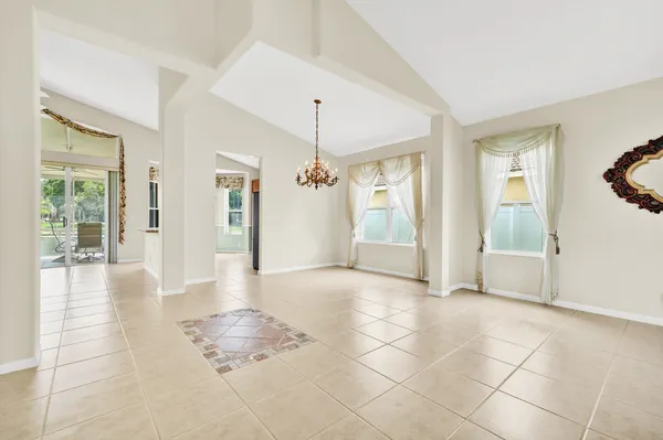 $3,400 | 6404 C Durham Drive, Lake Worth, FL 33467
