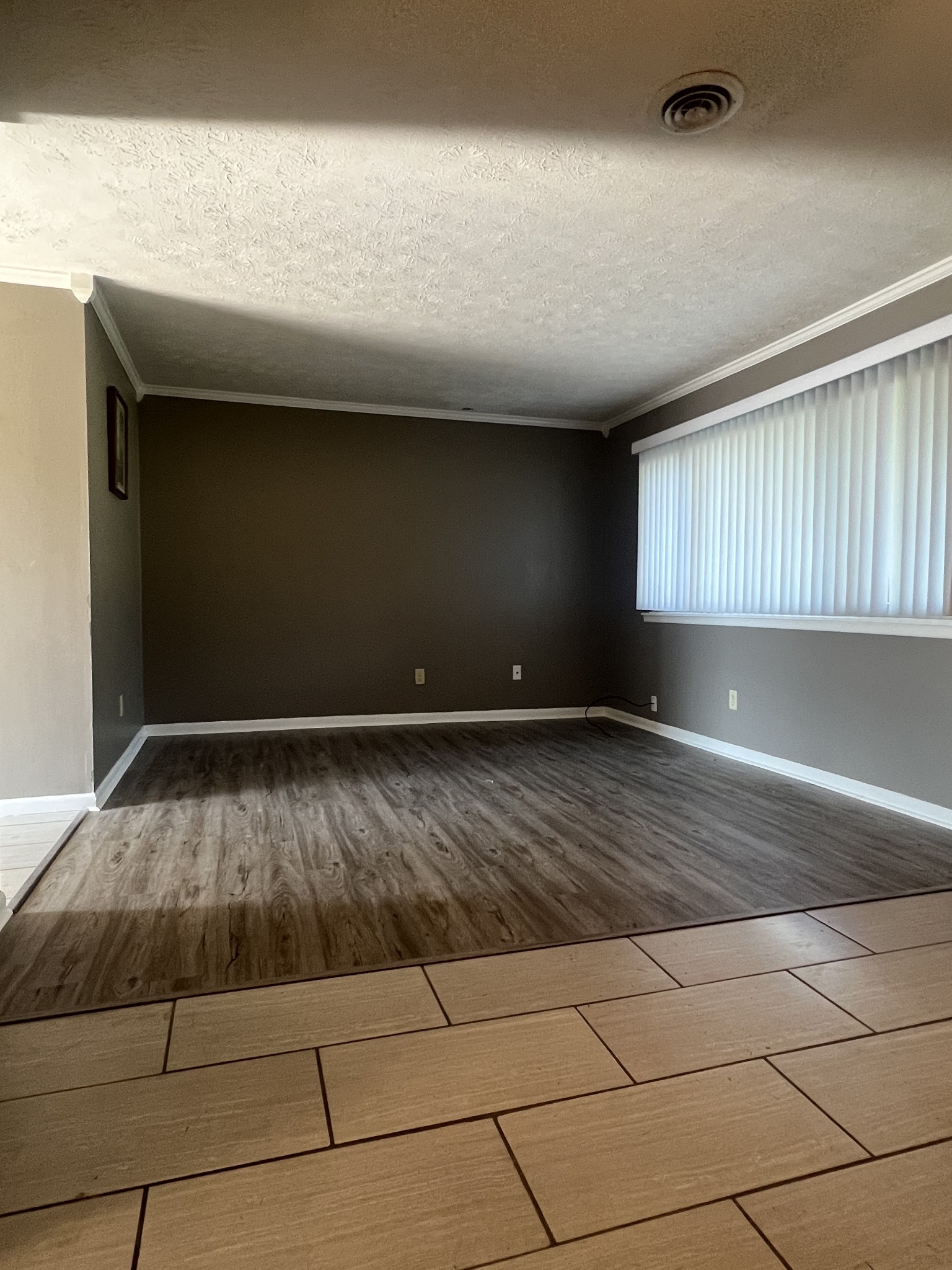 2169 Highway 41 South, Unit 28 Greenbrier, TN 37073 - Photo 2 of 7 a view of room