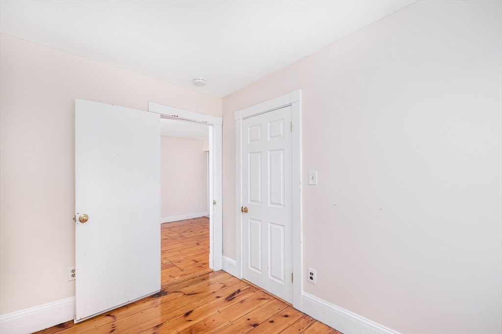 12 Kilby Street, Unit R2 Somerville, MA 02143 - Photo 12 of 19