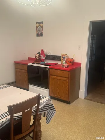 $119,000 | 906 Belle Avenue, Pinckneyville, IL 62274