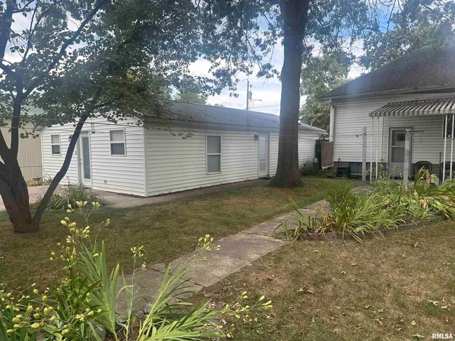 $119,000 | 906 Belle Avenue, Pinckneyville, IL 62274