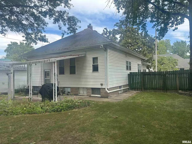 $119,000 | 906 Belle Avenue, Pinckneyville, IL 62274
